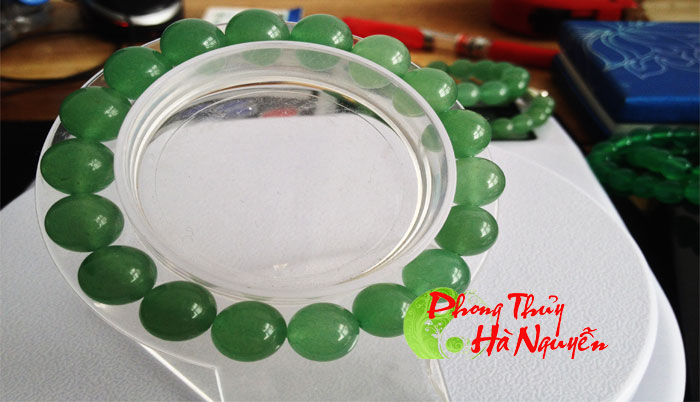vòng tay đá thạch anh xanh